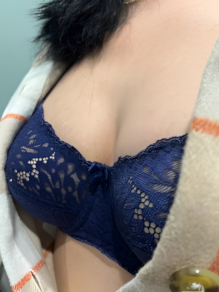 Софи привлекальеная девушка из Орска цена от 1500 руб