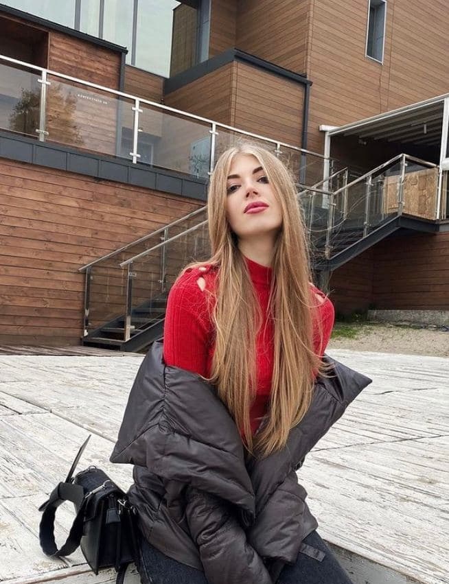 Индивидуалка 🎥 Карина, доступна для личного знакомства от 8000 руб