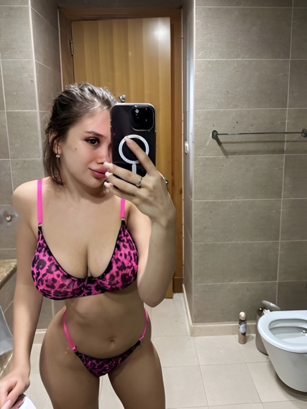 Ярославна привлекательная девушка из Орска цена от 3000 руб