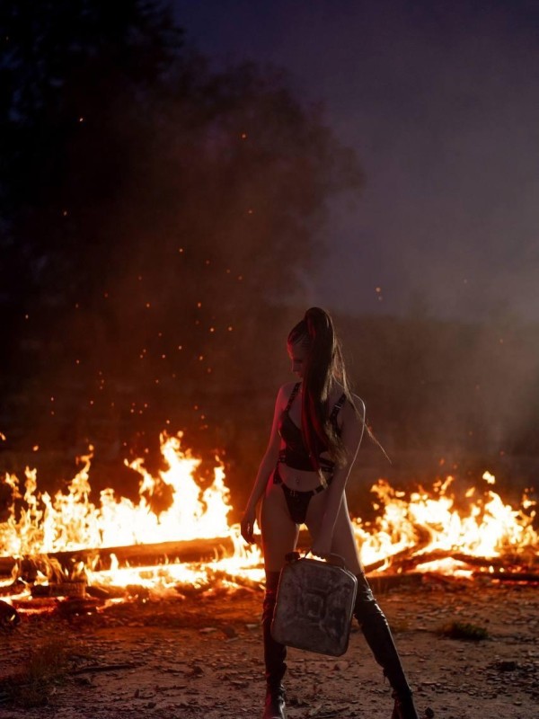 Евочка привлекательная девушка из Орска цена от 5000 руб