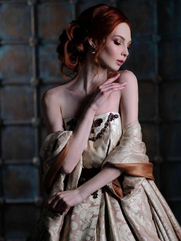 Светлана привлекательная девушка из Орска цена от 6000 руб