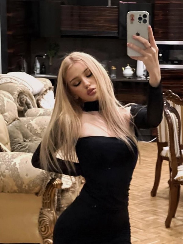 Света привлекательная девушка из Орска цена от 8000 руб